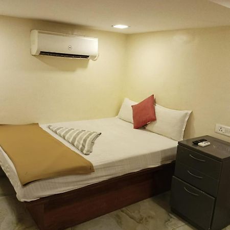 New Hotel Tara By Glitz Hotels Mumbai Eksteriør bilde